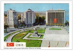 Cumhuriyet_meydani_merkez_pasaport_buyuk_postahane_1986_yili_yaz_ayi_baslangici