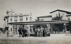 konak_meydani_Otobus_Duragi_1937-izmir